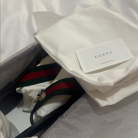 Gucci Brown Monogram Flip Flop Sandals with Green and Red Web & Gold GG - Picture 3 of 5